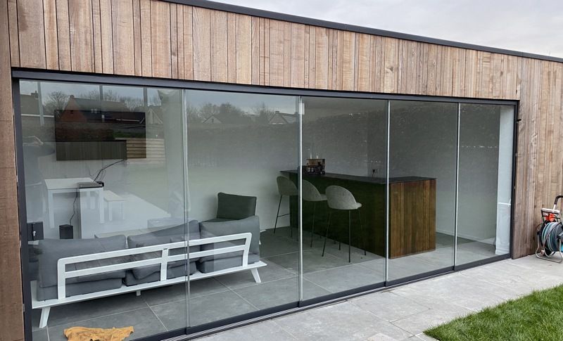 Poolhouses