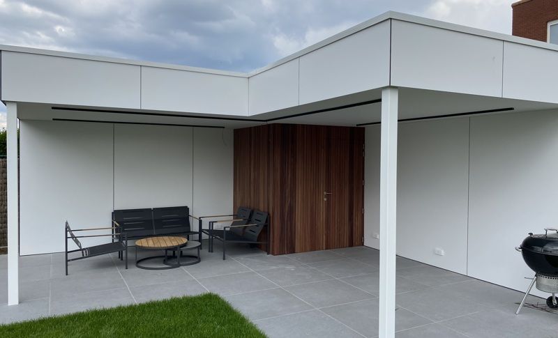 Poolhouses